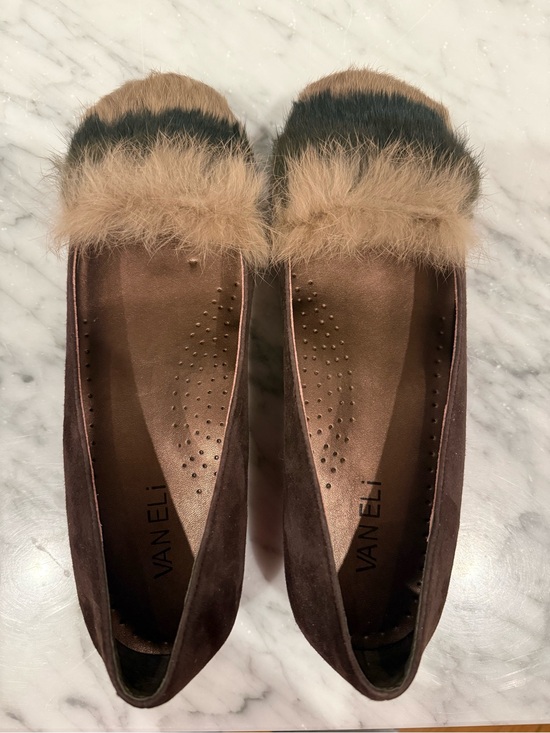 Vanelli Shoes - Vaneli Dark Brown Suede Flats with Tan Fur Accent NWT
